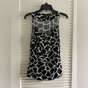 Milano Black and White Giraffe Print Top
